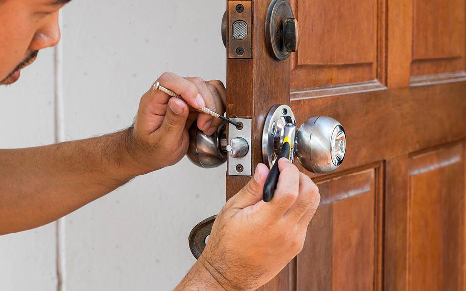changer ouverture porte Les Pennes-Mirabeau